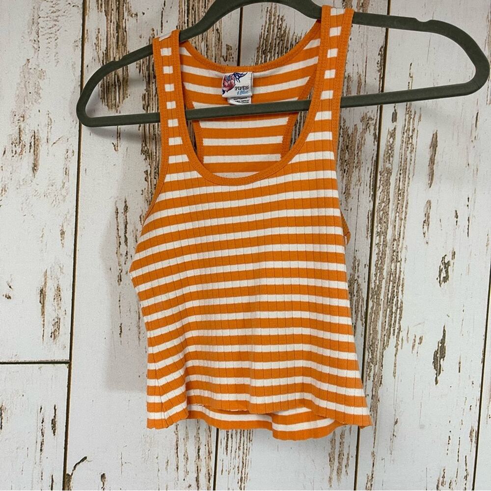 Piper & Blue, Racer Back Raw Hem Cropped Tank Top. Size XS. Excellent condition.
